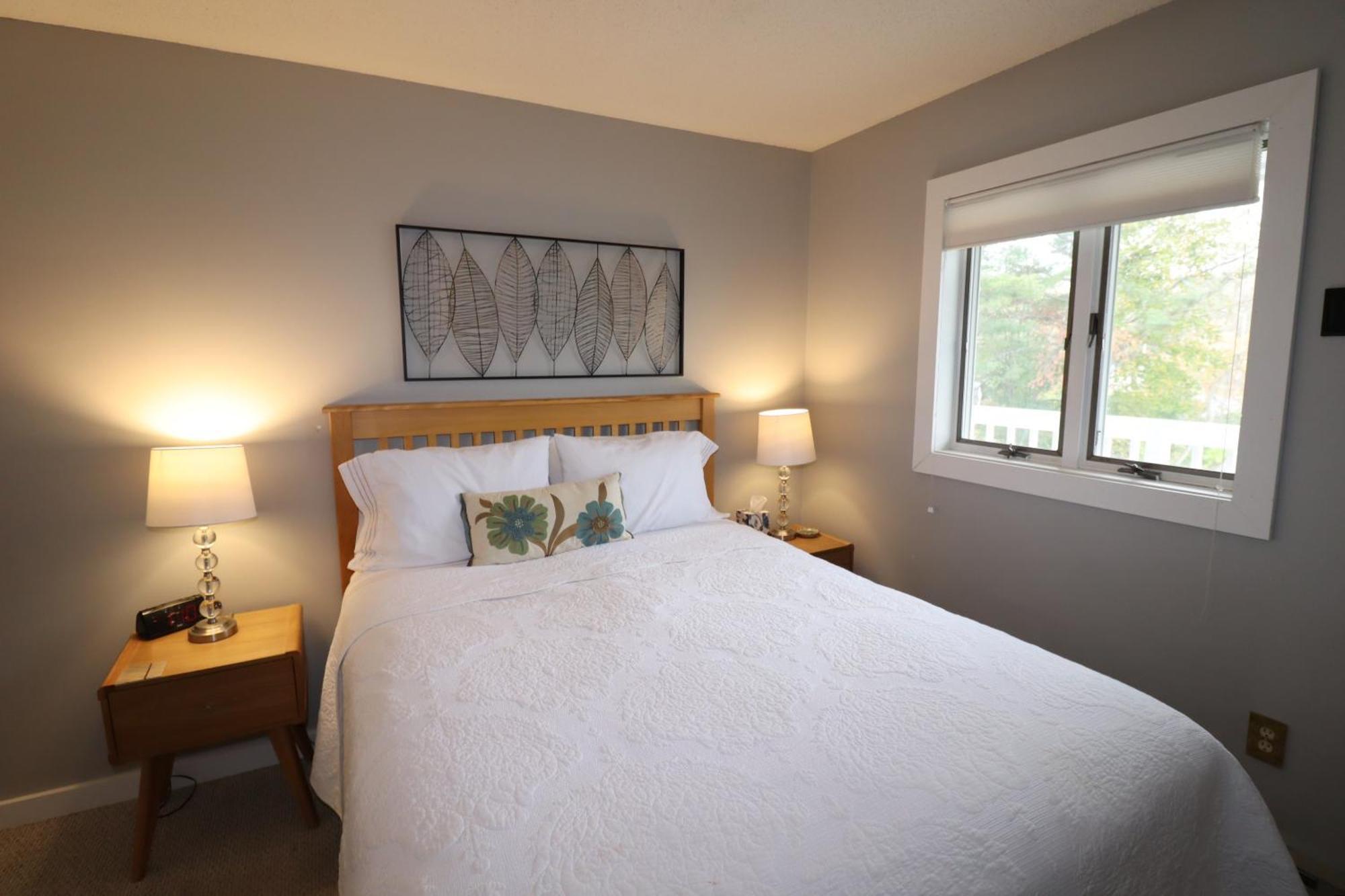 Beautiful Beach Front Condo With Lake Views ベイフィールド エクステリア 写真