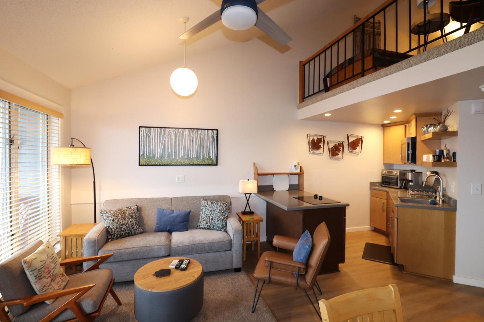 Beautiful Beach Front Condo With Lake Views ベイフィールド エクステリア 写真
