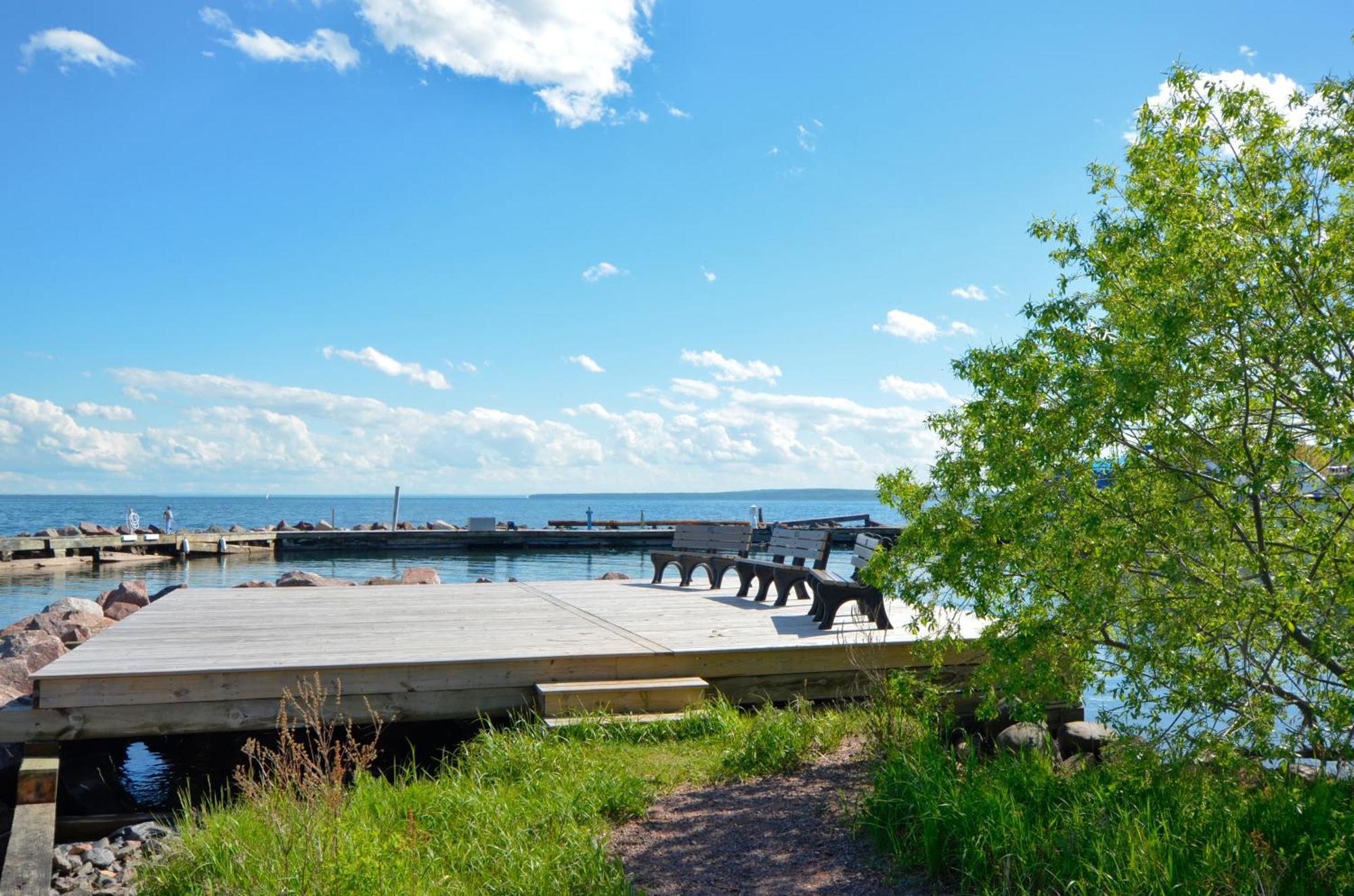 Beautiful Beach Front Condo With Lake Views ベイフィールド エクステリア 写真
